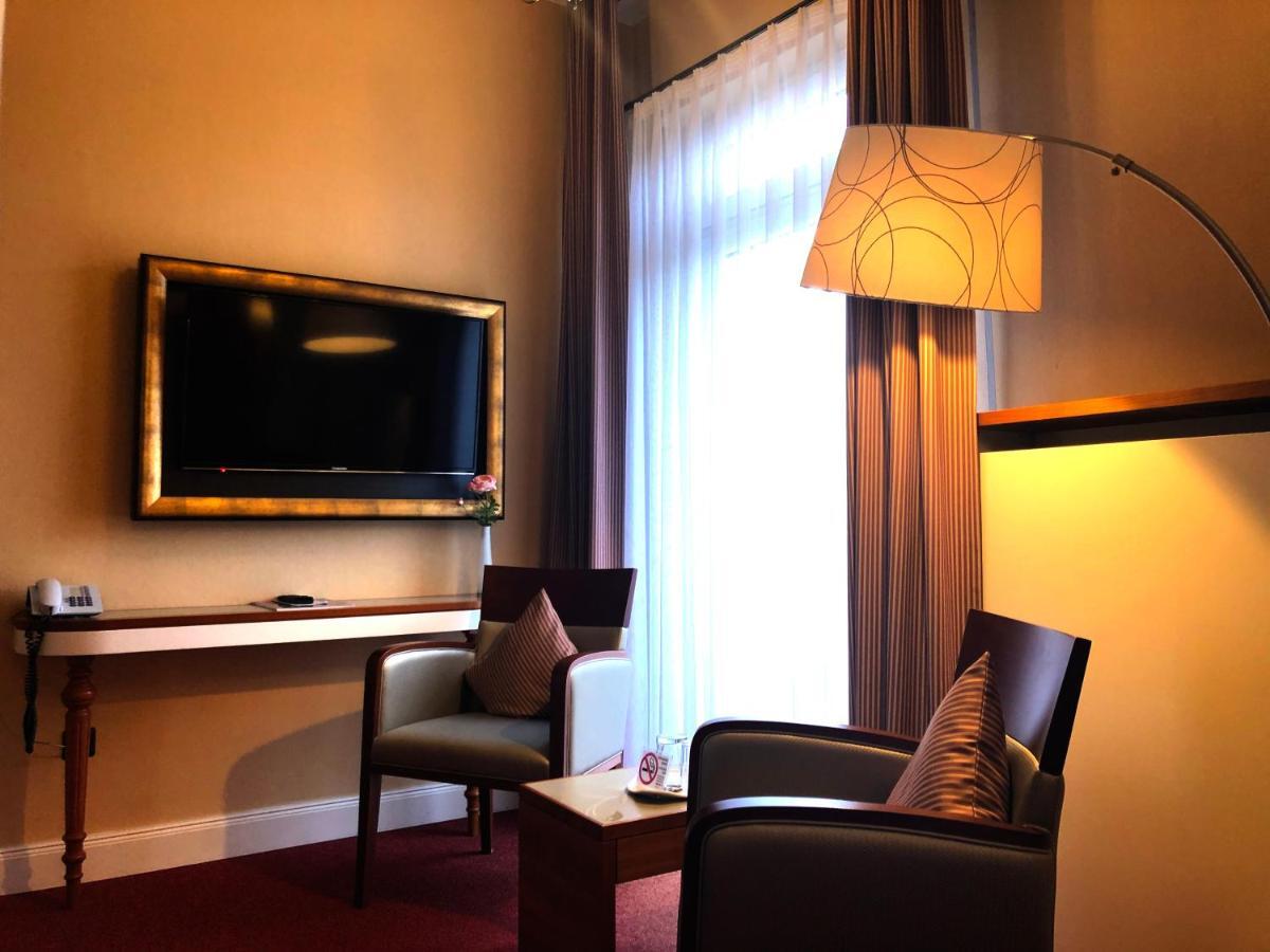 Hotel Kleiner Riesen 코블렌츠 외부 사진